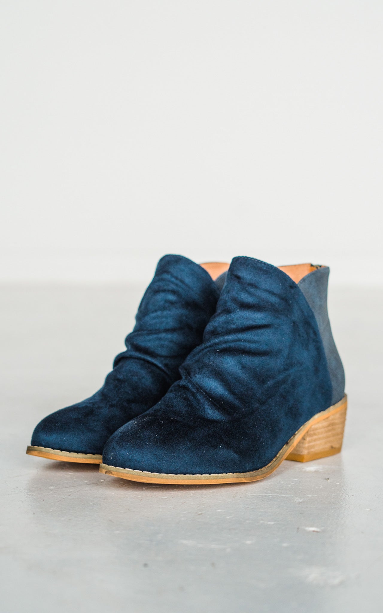 Corkys Sis Bootie in Navy