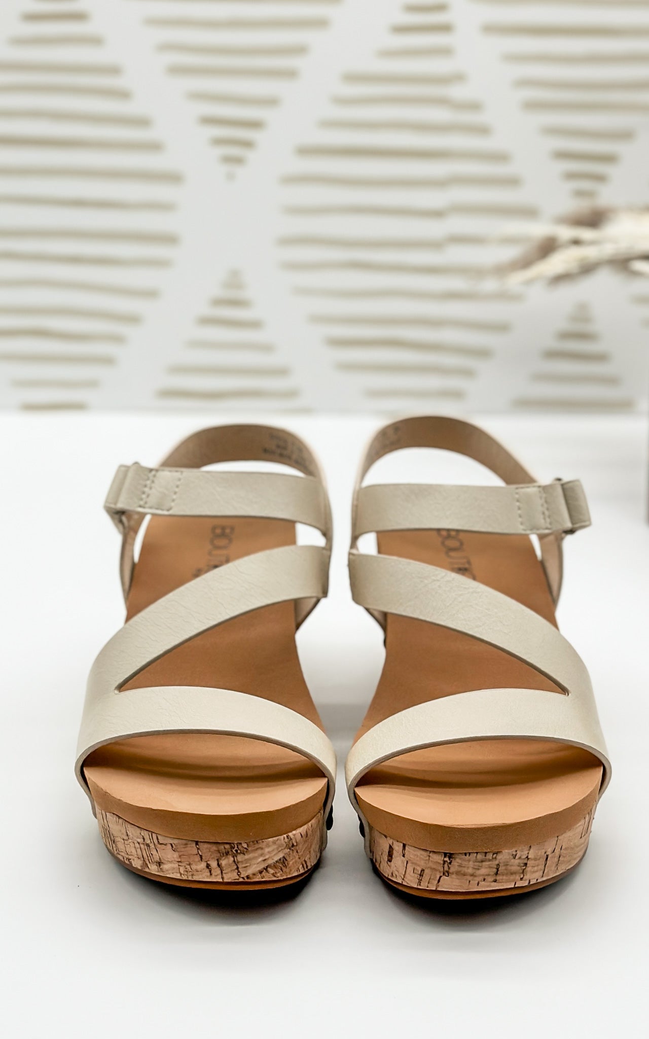 Corkys Spring Fling in Cream