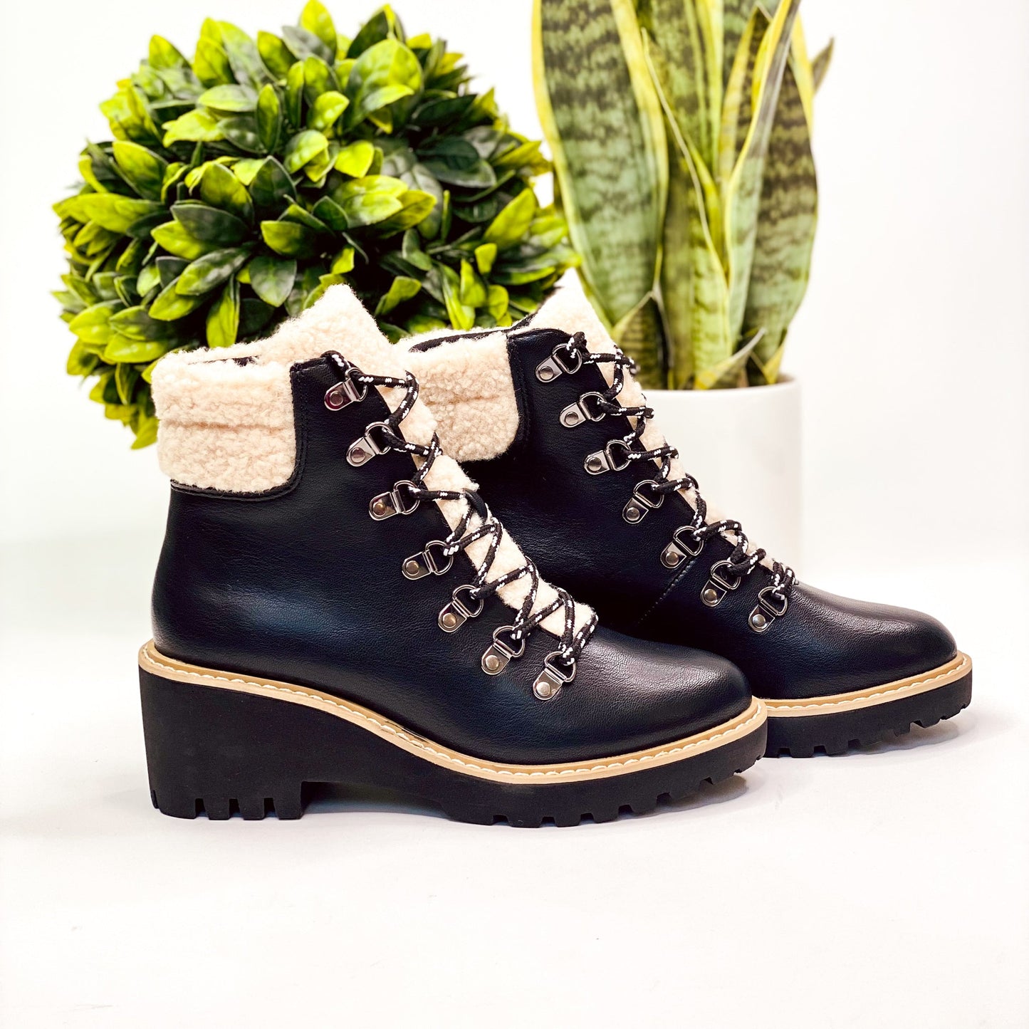 Corkys Squad Boot in Smooth Black