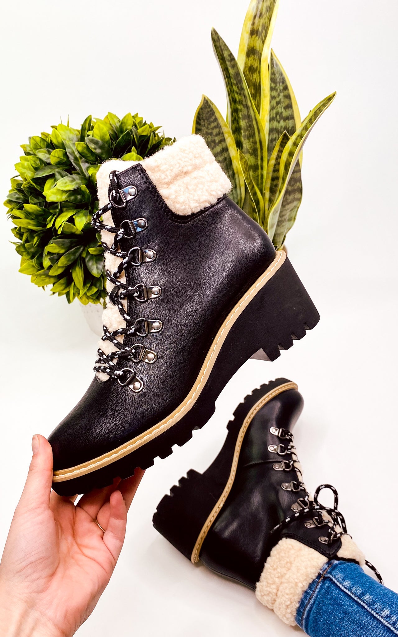 Corkys Squad Boot in Smooth Black
