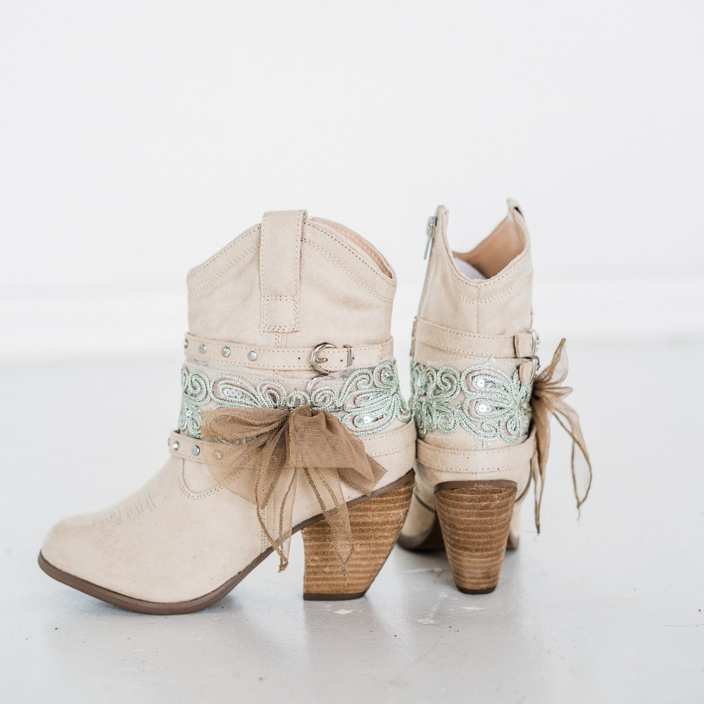 Not Rated Stash Bootie in Cream
