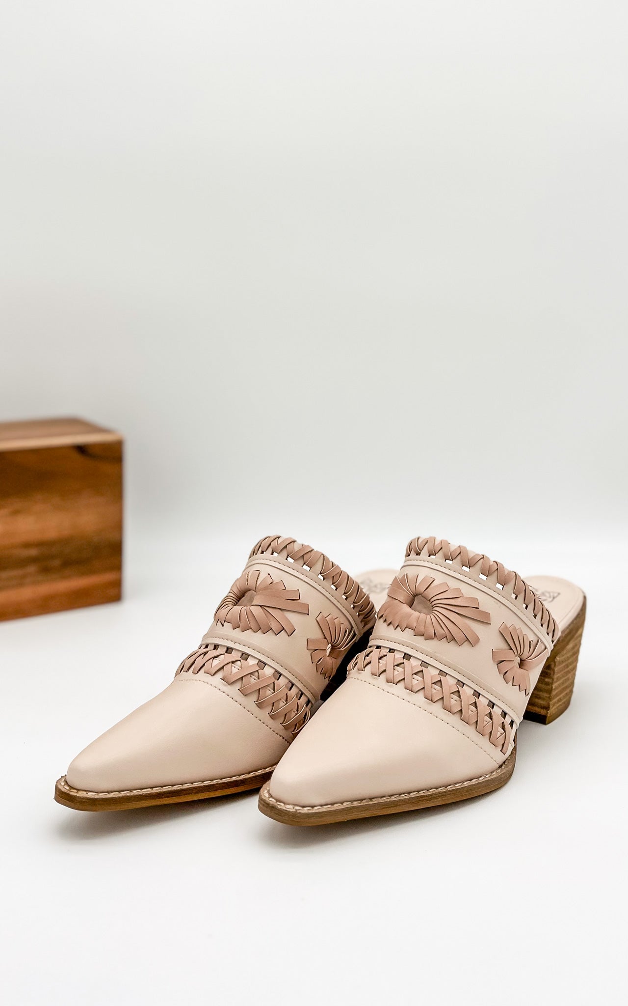 Beast Tessa Mule in Nude