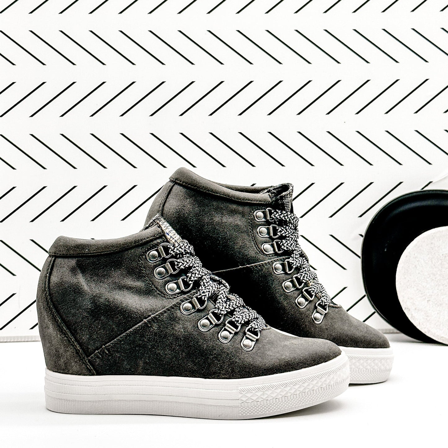 Not Rated Tibi Sneaker in Grey