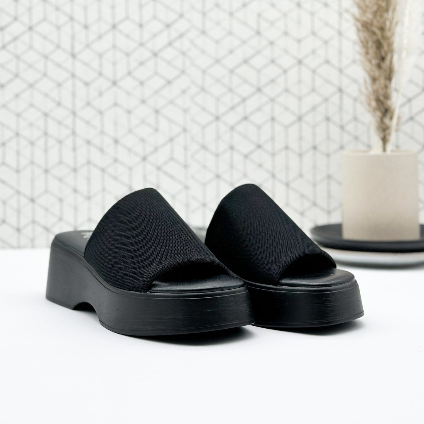 Corkys Totally Slide in Black