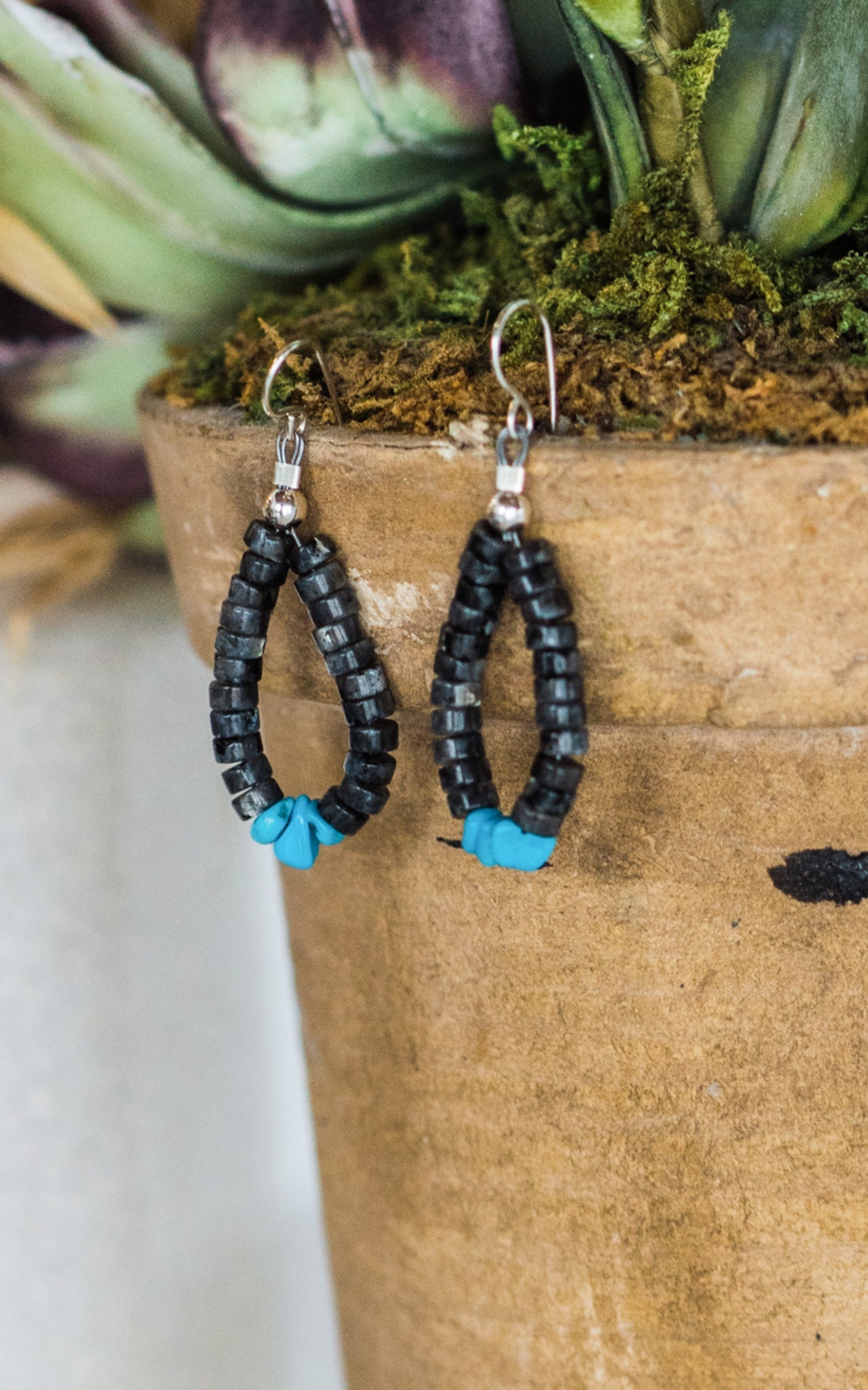 Corraine Smith Kingman Turquoise & Black Shell Earring