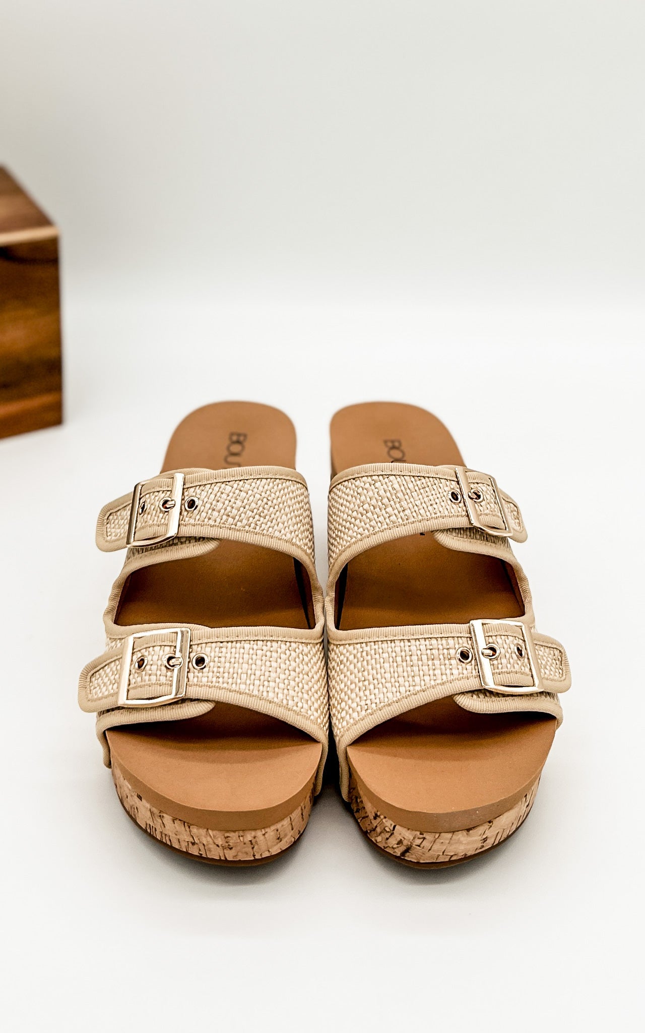Corkys Twinkie Wedge in Shiny Raffia