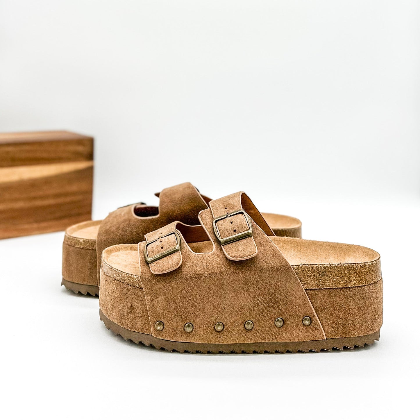 Corkys Wannabe Platform Sandal Slide in Cognac