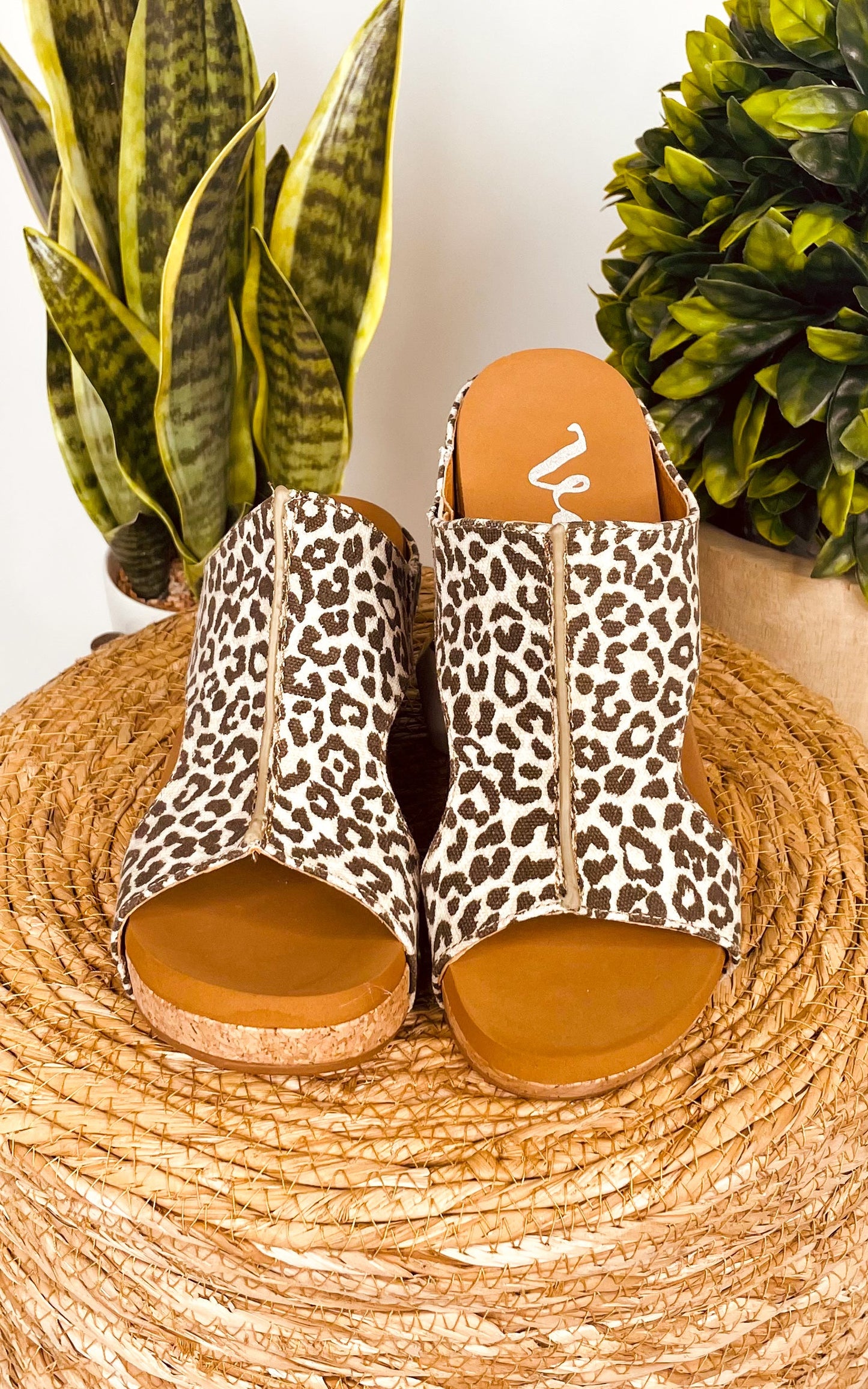 Very G Besito Wedge in Leopard