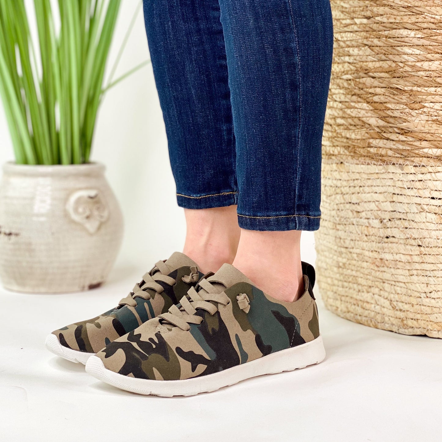 Not Rated Mayo Sneaker in Camo
